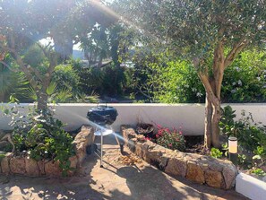 Garden - Casa Elicriso (Porto Taverna)