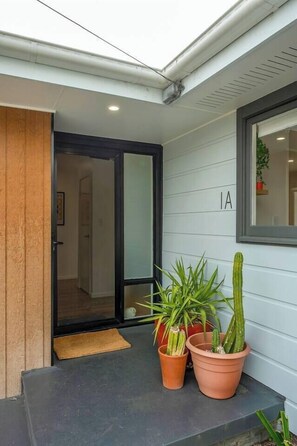 تفاصيل الفندق من الخارج