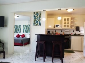 Private kitchen - Condo at the Mystic (Ocho Rios)