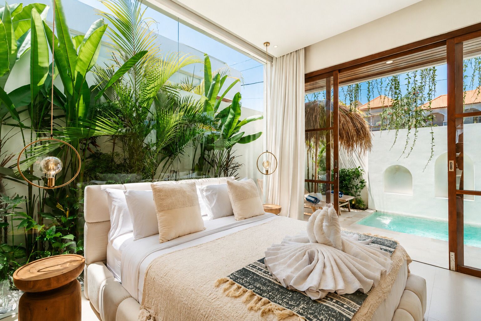 1 habitación, tabla de planchar con plancha, wifi gratis y ropa de cama 