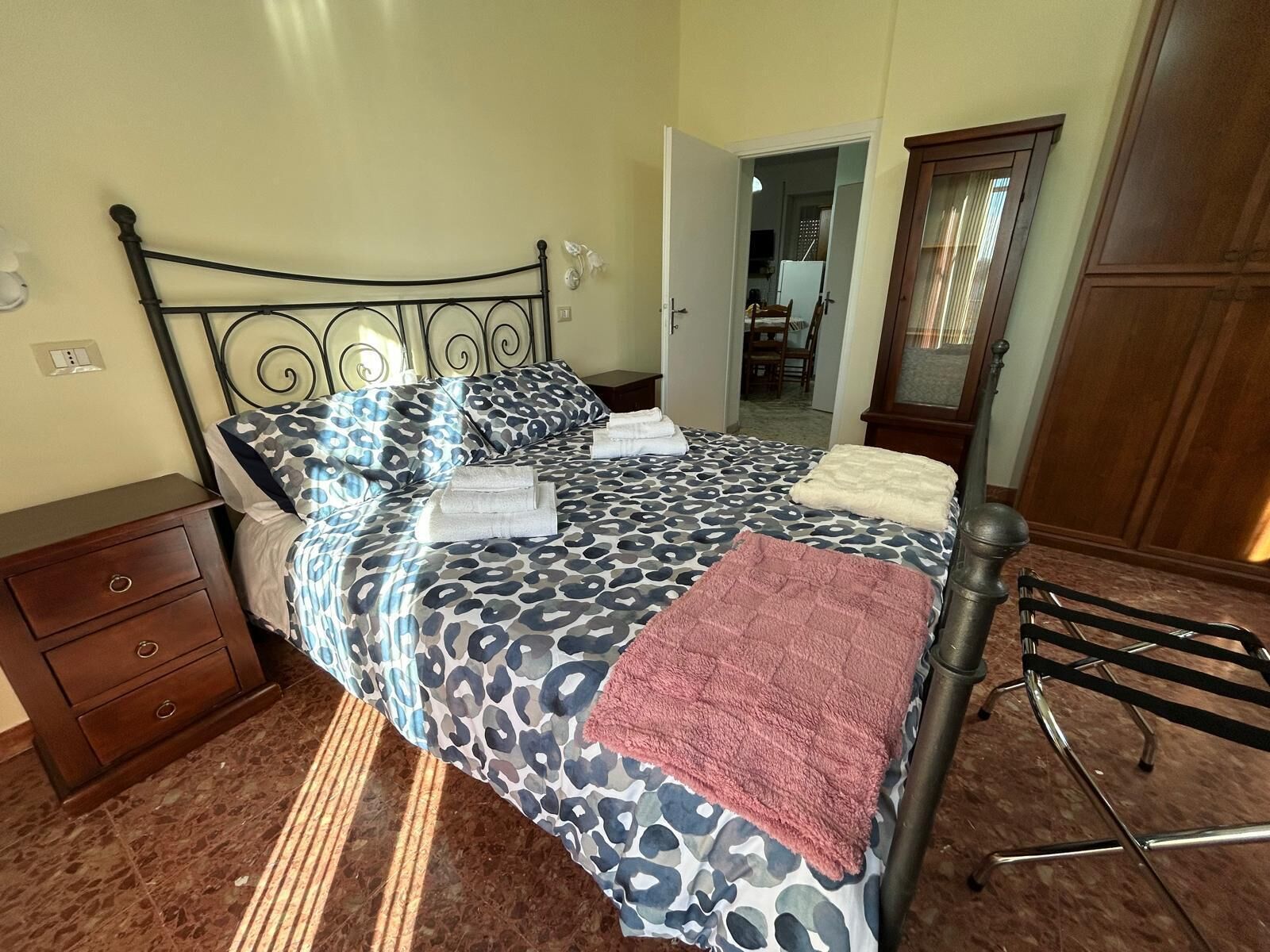 2 Schlafzimmer, Bügeleisen/Bügelbrett, WLAN, Bettwäsche