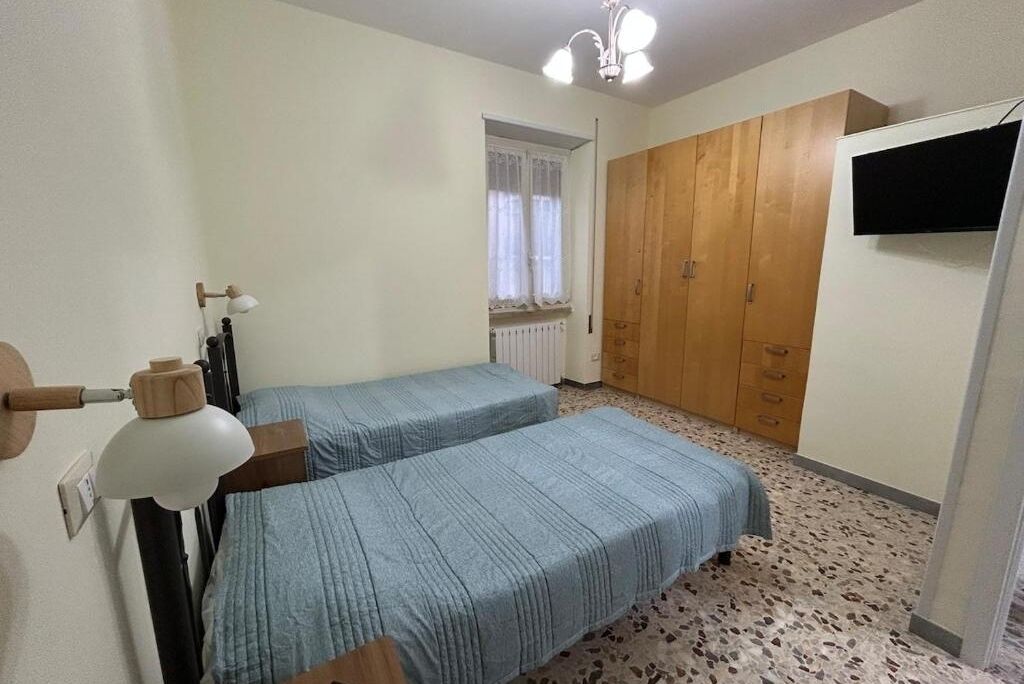 Fer et planche à repasser, Wi-Fi, draps fournis