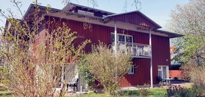 Exterior - Modern Seestern vacation apartment near the beach with terrace & garden by the forest (Kühlungsborn)