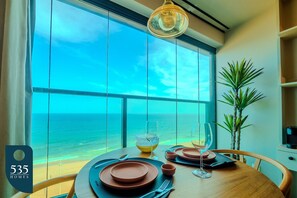 Dining - Apartment in Armação with Ocean View (Salvador)