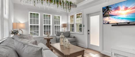 Condo, 1 King Bed with Sofa bed (La Barra #101) | Living area