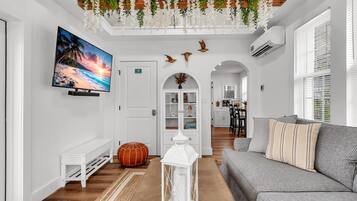 Condo, 1 King Bed with Sofa bed (La Barra #101) | Living area