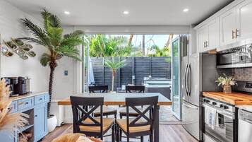 Condo, Multiple Beds (La Barra #101.5) | Private kitchen | Oven, toaster