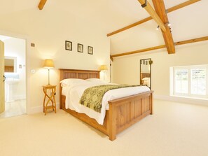 3 bedrooms, individually decorated, individually furnished, free WiFi