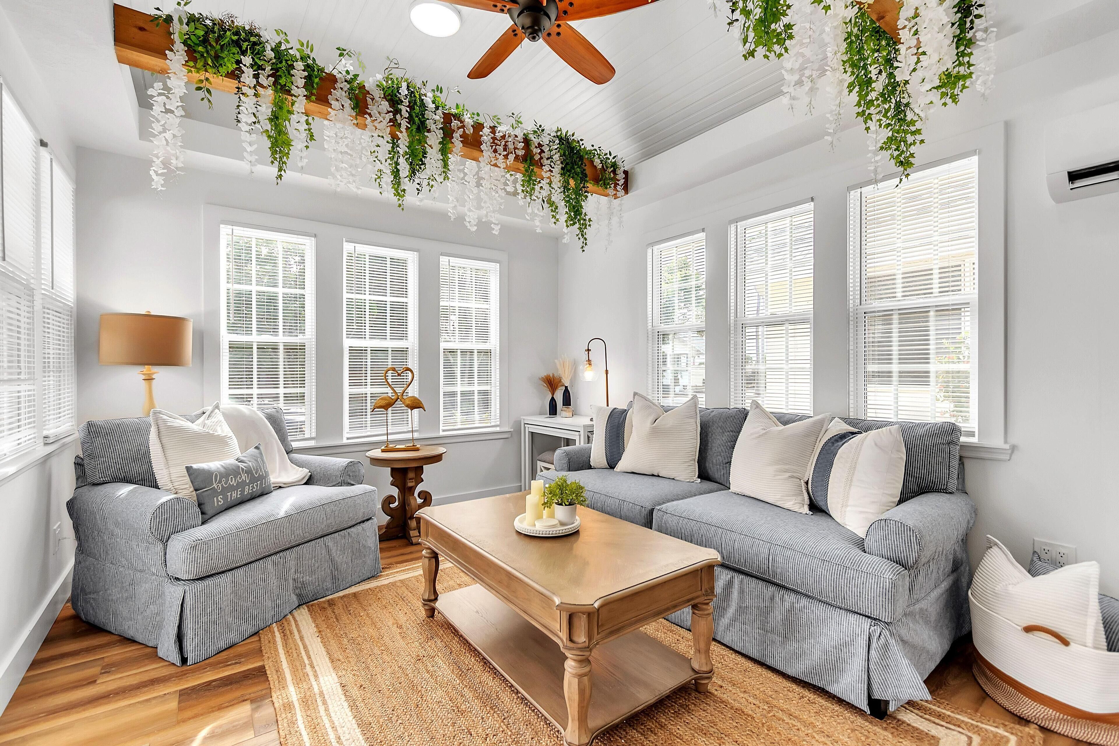 Condo, 1 King Bed with Sofa bed (La Barra #103) | Living area