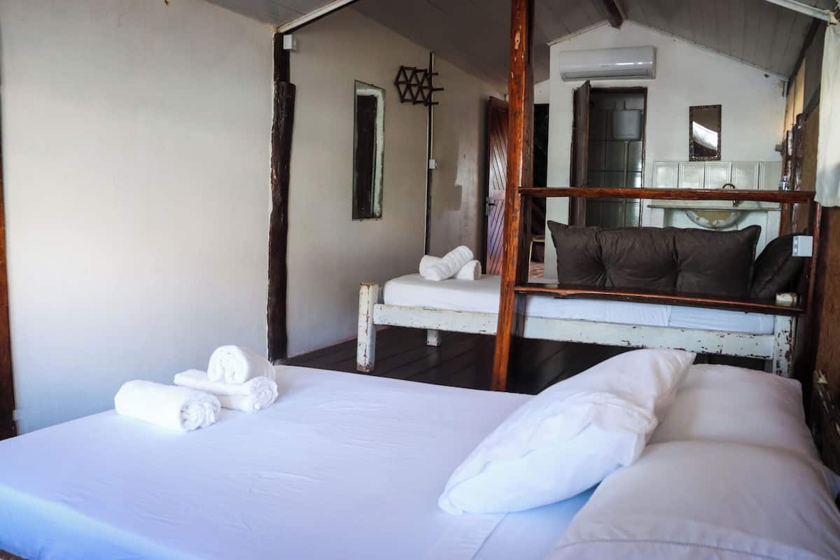 Wifi gratis y ropa de cama