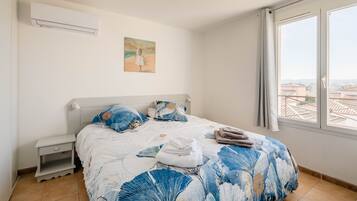 3 Schlafzimmer, Bügeleisen/Bügelbrett, WLAN, Bettwäsche