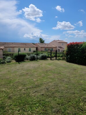 Property grounds - Vacation Residence at Lake Jouarres (Homps)