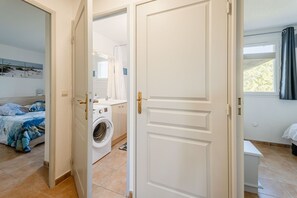 Interior - Vacation Residence at Lake Jouarres (Homps)