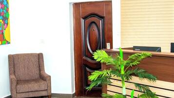 ๋ด๋ถ ์ธ๋ถ ์ฌ์ง