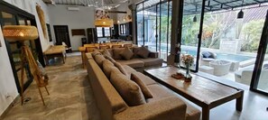 Smart TV - Tropical 4BR Villa w/ Long Pool, Bathtubs & Sunset Terrace (Badung Regency)