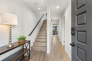 Interior - Spacious 4-bedroom condo in tranquil Incline Village with AC/Heat (Incline Village)