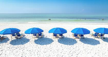 Gorgeous Studio with Free Beach Service for 2 at Islander Beach Resort 504