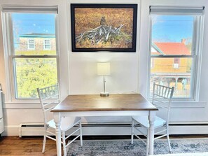 Dining - Otter Cliff Studio in the Heart of Bar Harbor (Bar Harbor)