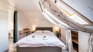 3 chambres, fer et planche Ă repasser, Wi-Fi, draps fournis