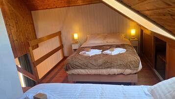 3 多间卧室、熨斗/熨衣板、WiFi、床单