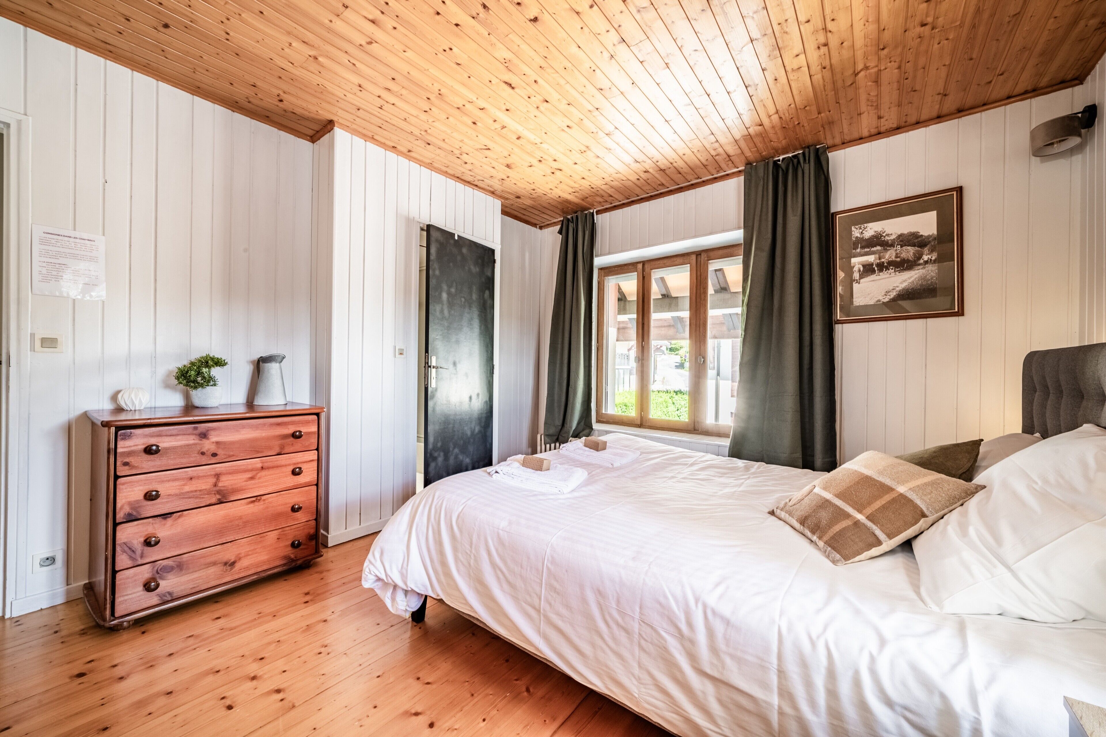 3 Schlafzimmer, Bügeleisen/Bügelbrett, WLAN, Bettwäsche