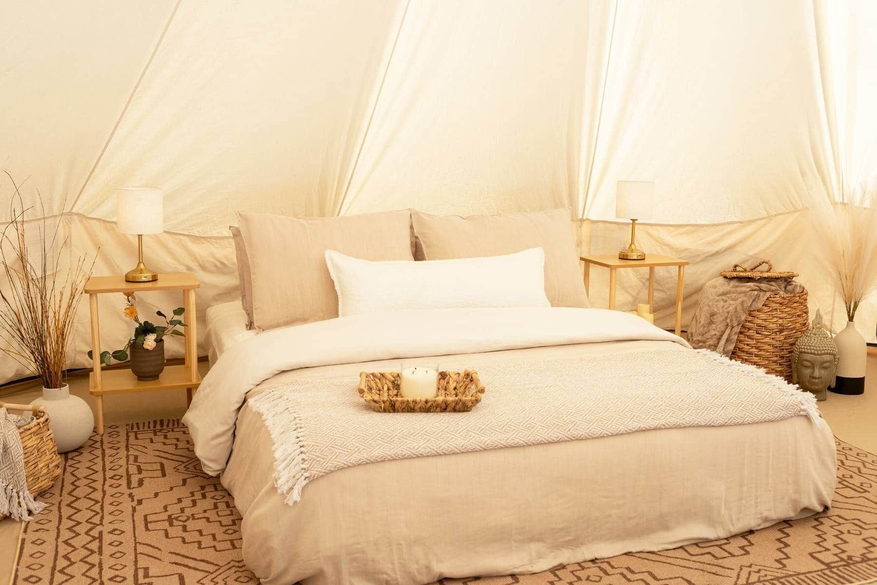 1 habitación y ropa de cama 