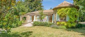 120 m² Villa in Drôme Provençale with Large Private Grounds