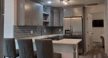 Beautiful 2-bedroom apartment nestled in a country setting in charming Conroe.