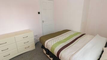 Casa rural | 3 dormitoris, decoració individual i mobiliari individual