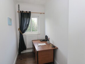 Interior - Maes Hyfryd (Clynderwen)