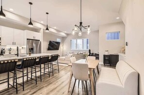 Interior - Luxe Rooftop Escape | City & Mountain Views (Denver)
