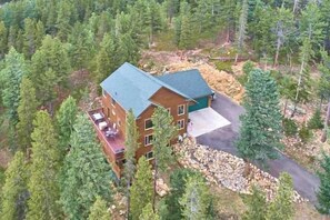 Exterior - Coyote Cottage Retreat, Hot Tub, Deck, Mtn Views (Black Hawk)