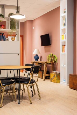 Studio | Internet - Loft Enrico Modern City pad in Historic Bologna (Bologna)