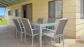 Outdoor dining - 3 Barragoot Street - centrally located (Bermagui)