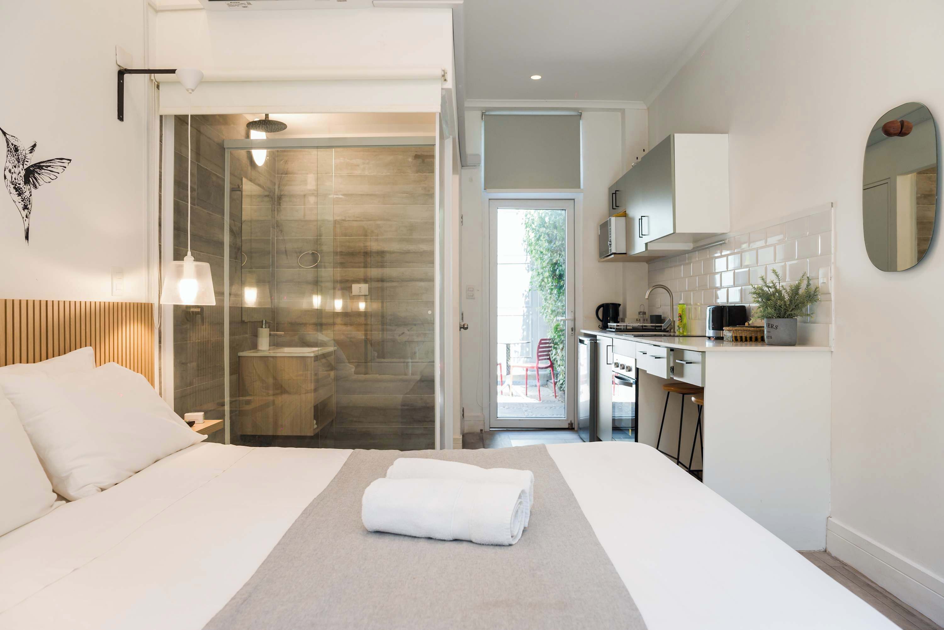 Iron/ironing board, free WiFi, bed sheets