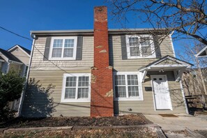 Exterior - Tusculum Hilltop Haven – For 8 (Cincinnati)