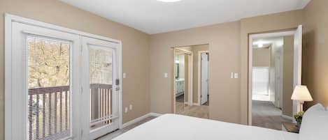 Desk, iron/ironing board, travel crib, WiFi