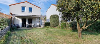 Holiday Home 'Les Salines D'Olonne - Oasis' with Shared Pool, Private Terrace & Wi-Fi
