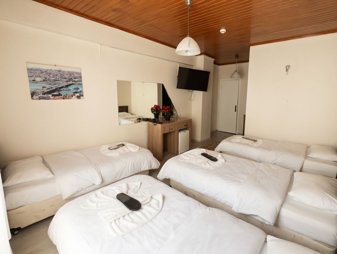 Classic Quadruple Room