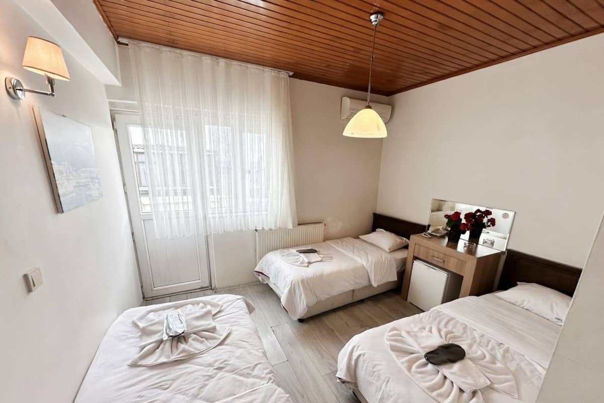 Classic Triple Room | Free WiFi