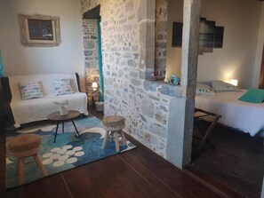 1 sovrum, skrivbord, gratis wi-fi och sängkläder