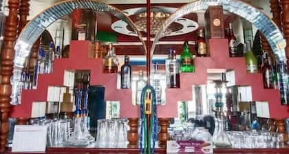 Hotel peace and happy