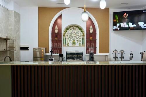 Coffee shop