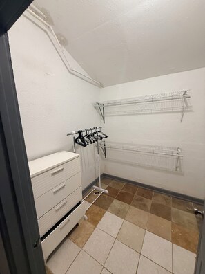 Interior - Great Value 1 Bed / 1 Bath — Hamilton Area, Near Downtown Houston (Houston)