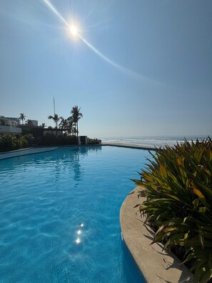 Outdoor pool - 3Rec + Jacuzzi, Pool, Balcones, in Acapulco Diamante for the whole family. (Acapulco de Juárez)