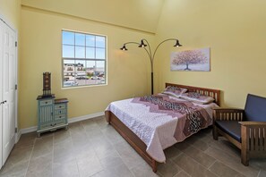 2 bedrooms, WiFi, bed sheets - Cozy 2-bedroom apartment in beautiful Alton (Alton)