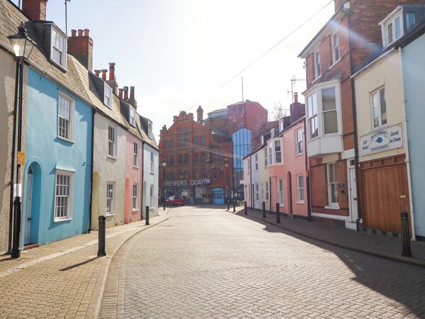 Apartment 1 Brewers Quay - Weymouth Beach