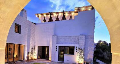 Masseria Gemini, a XVIII century luxury retreat with home theater & fitness area