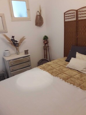 3 chambres, Wi-Fi gratuit, draps fournis