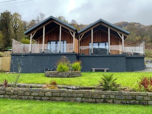 Exterior - Luxury new build chalets with panoramic loch & mountain views! (43CQ+FP Cairndo)